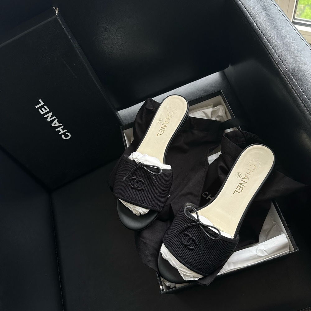 Chanel Black Women's Slide Sandals